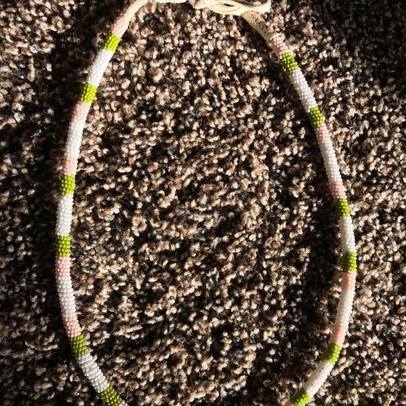 Beaded necklaces - Picture 3 of 4